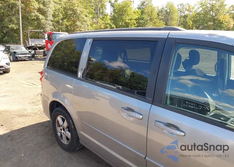 2013 Dodge Grand Caravan Sxt z USA, uszkodzony, nr VIN 2C4RDGCG6DR581500